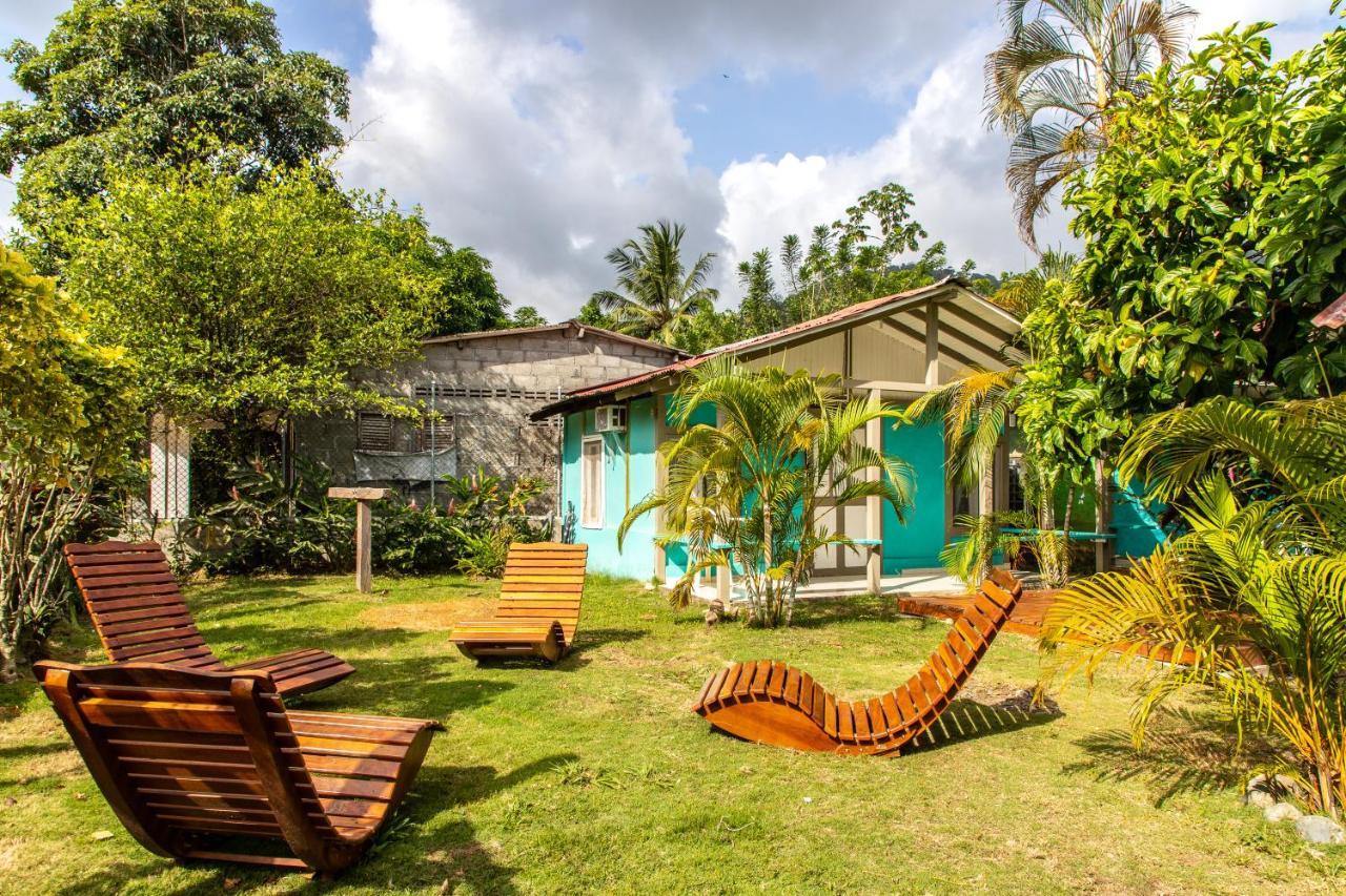 Cabanas Los Almendros Capurganá エクステリア 写真