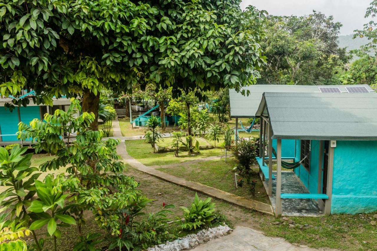 Cabanas Los Almendros Capurganá エクステリア 写真